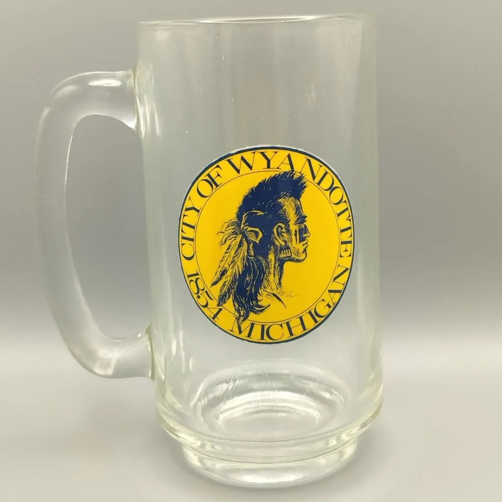 Wyandotte Michigan 1854 City Seal Glass Beer Mug 5.5” Vintage Souvenir